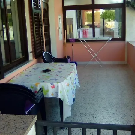 With A Parking Space - 2204 Appartement